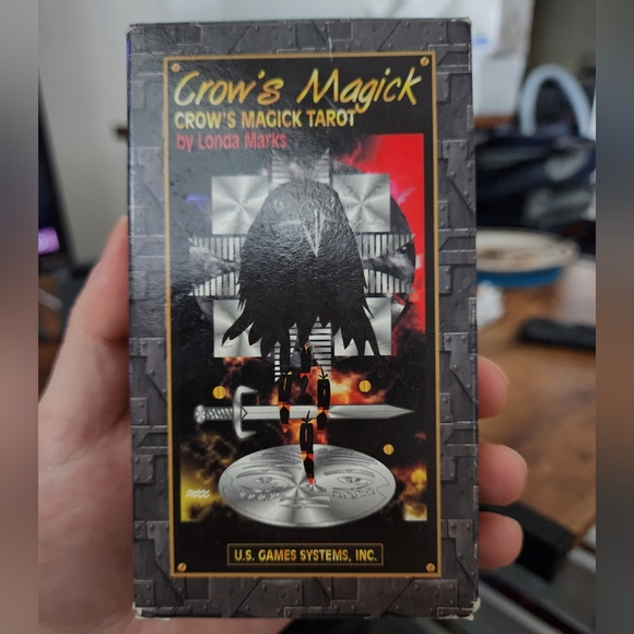 Crow's Magick Tarot Deck By Londa Marks U.S. Games Systems INC. - Picture 1 of 8